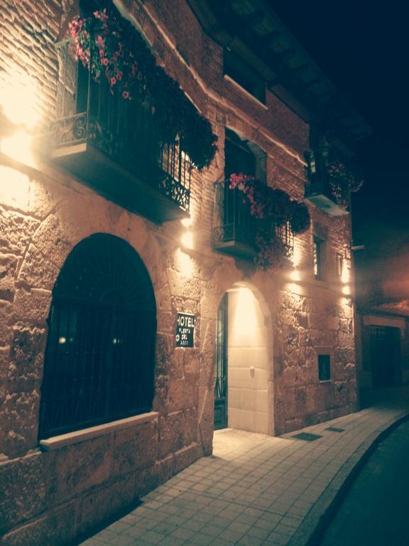 Hotel Puerta Del Arco Tudela de Duero Εξωτερικό φωτογραφία